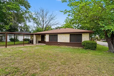 801 N 37th Street, Corsicana, TX 75110 - Photo 3
