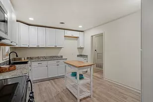 801 N 37th St, Corsicana, TX 75110 - Photo 11
