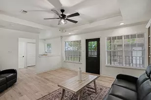 801 N 37th St, Corsicana, TX 75110 - Photo 5