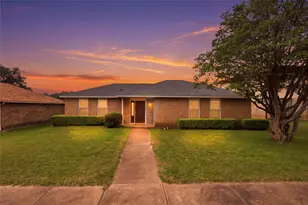 7220 Elderberry Ln, Dallas, TX 75249 - Photo 1