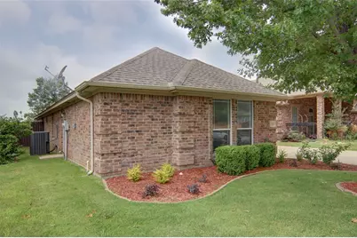 3017 Trinity Lakes Drive, Fort Worth, TX 76053 - Photo 3