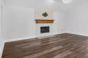 3017 Trinity Lakes Dr, Fort Worth, TX 76053 - Photo 9