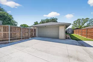 1603 Valleycrest Ln, Carrollton, TX 75006 - Photo 37