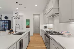 2807 Wingate St, Fort Worth, TX 76107 - Photo 9