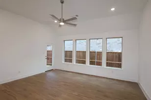 1001 Tarryhill Dr, Crowley, TX 76036 - Photo 7