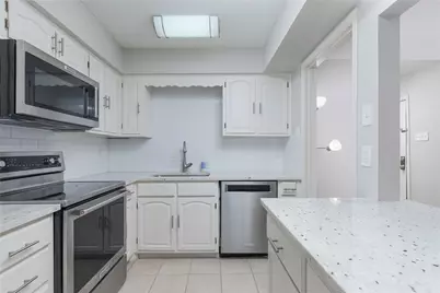 9142 Emberglow Lane, Dallas, TX 75243 - Photo 7