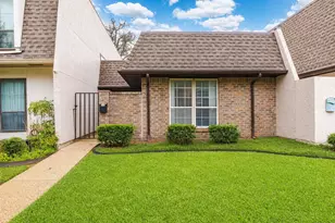 9142 Emberglow Ln, Dallas, TX 75243 - Photo 1