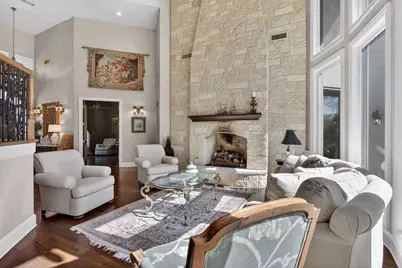 2125 Bradford Park, Fort Worth, TX 76107 - Photo 9
