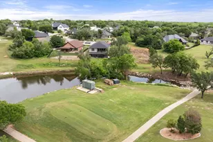 8828 Sundance Pl Ct, Granbury, TX 76049 - Photo 39