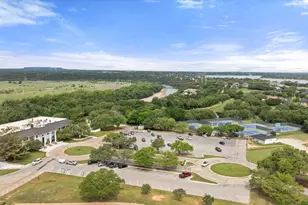 8828 Sundance Pl Ct, Granbury, TX 76049 - Photo 3