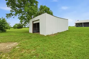 1234 Co Rd 1013, Wolfe City, TX 75496 - Photo 21