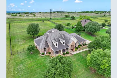 10617 Los Rios Drive, Fort Worth, TX 76179 - Photo 3