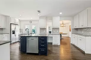 3581 Woodleigh Dr, Dallas, TX 75229 - Photo 19