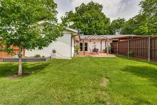 3581 Woodleigh Dr, Dallas, TX 75229 - Photo 35