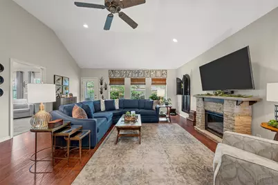 9136 Darby Lane, Waco, TX 76712 - Photo 5