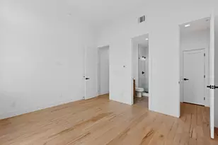 2080 Kelly Ave, Dallas, TX 75215 - Photo 13
