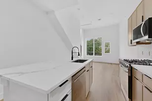 2080 Kelly Ave, Dallas, TX 75215 - Photo 3