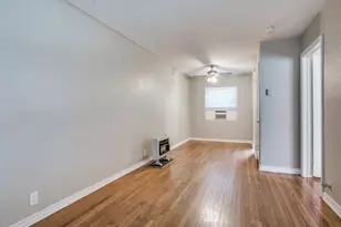 902 Denton St, Denton, TX 76201 - Photo 3