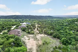8714 Fullerton Dr, Cleburne, TX 76033 - Photo 5