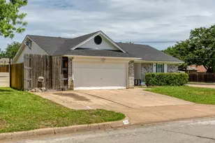 1700 Willow Vale Dr, Fort Worth, TX 76134 - Photo 3