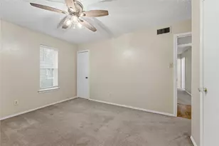 1729 Jenkins Ln, Glenn Heights, TX 75154 - Photo 17
