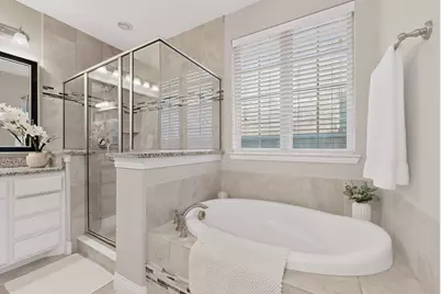 604 Warwick Boulevard, Lewisville, TX 75056 - Photo 17