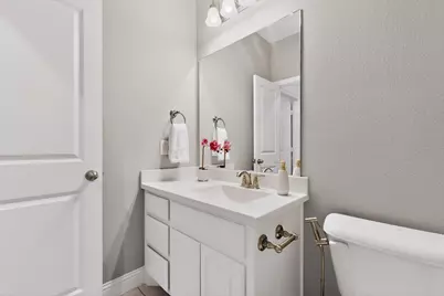 604 Warwick Boulevard, Lewisville, TX 75056 - Photo 21
