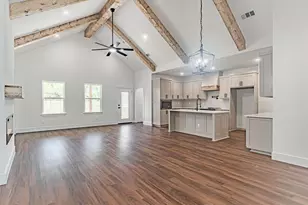 5519 Belaire Cir, Granbury, TX 76048 - Photo 7