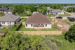 5519 Belaire Cir, Granbury, TX 76048 - Photo 35