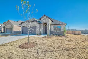 7821 Cypress Dr, Greenville, TX 75402 - Photo 1