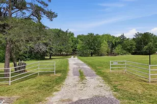 4476 Co Rd 107, Gainesville, TX 76240 - Photo 33