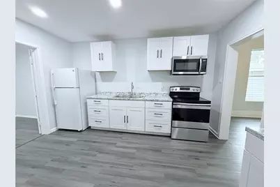 1326 W Sears Street, Denison, TX 75020 - Photo 11