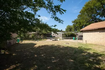 1320 Cherry Hill Lane, Lewisville, TX 75067 - Photo 21