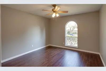 1320 Cherry Hill Lane, Lewisville, TX 75067 - Photo 15