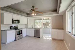 1320 Cherry Hill Ln, Lewisville, TX 75067 - Photo 9