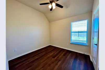 921 Raleigh Path Road, Denton, TX 76208 - Photo 9