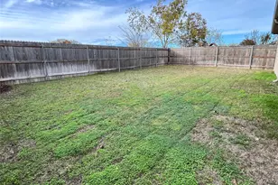 921 Raleigh Path Rd, Denton, TX 76208 - Photo 21