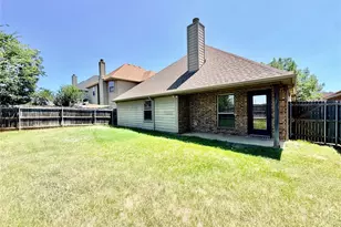 921 Raleigh Path Rd, Denton, TX 76208 - Photo 19