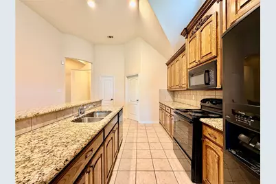921 Raleigh Path Road, Denton, TX 76208 - Photo 7