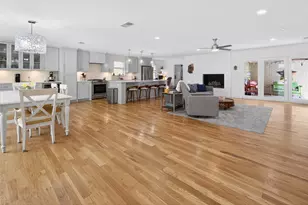 6233 Crestmont Dr, Dallas, TX 75214 - Photo 9