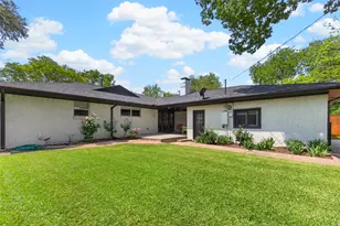 6233 Crestmont Dr, Dallas, TX 75214 - Photo 29