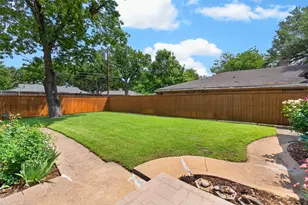 6233 Crestmont Dr, Dallas, TX 75214 - Photo 31
