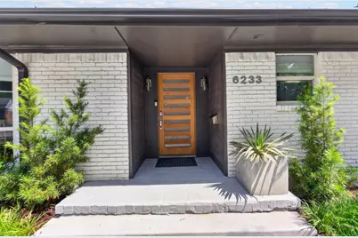 6233 Crestmont Drive, Dallas, TX 75214 - Photo 5