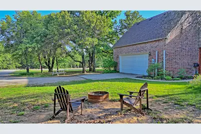 735 Sleepy Hollow Lane, Valley View, TX 76272 - Photo 27
