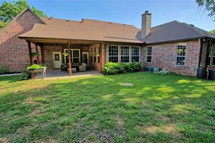 735 Sleepy Hollow Ln, Valley View, TX 76272 - Photo 3