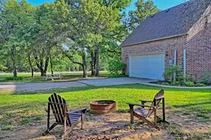 735 Sleepy Hollow Ln, Valley View, TX 76272 - Photo 29