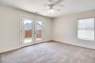 614 E College St, Sherman, TX 75090 - Photo 9