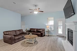 11245 Canyon Mine Dr, Aubrey, TX 76227 - Photo 7