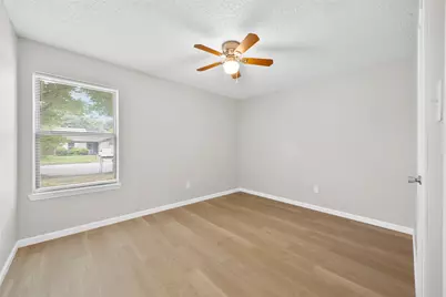 6219 Kelly Elliott Road, Arlington, TX 76001 - Photo 15