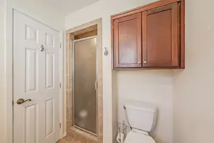 5912 Meadow Wood Ln, Fort Worth, TX 76112 - Photo 29